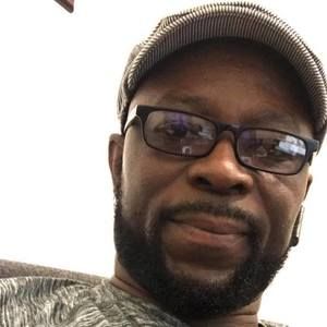 Meet your Posher, Emmanuel